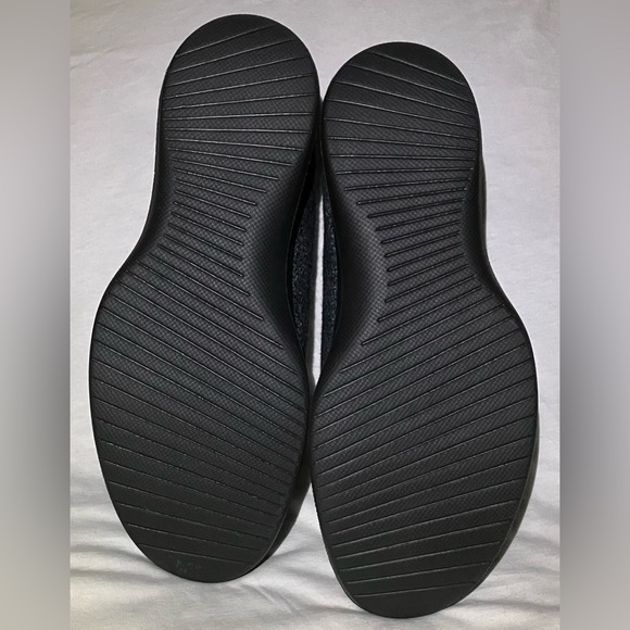 allbirds Men’s Wool Runners NWOT sneakers - Picture 4 of 16